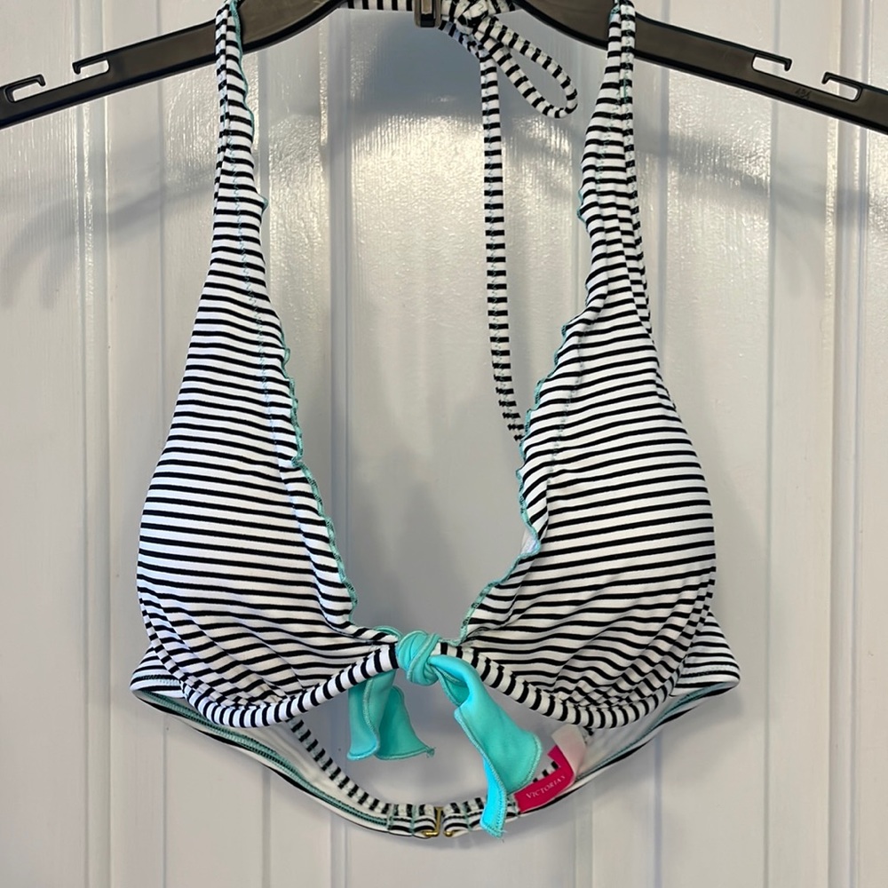 Victoria’s Secret bikini top